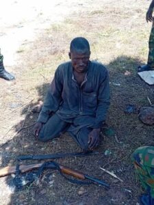 07fdf54c-943d-46c7-b99f-2d8d6e7e94c6-225x300 Nigerian Army Foils Bandits’ Hideout, Rescues Woman, Child, and Local Vendor in Kwara