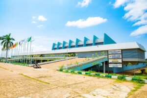 fd85e054-4e72-4d4d-afd7-7e950a9fb89d-1-300x200 AbdulRazaq hailed for largest sports investment in Kwara history