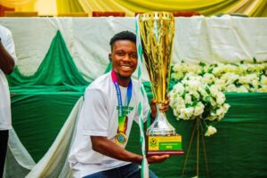 b65c3e77-e520-41d1-96bd-b12a8e373212-300x200 ISSA OLASUNKANMI HAMMED FOOTBALL RESUME