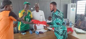 c9a5c0e5-5ba4-400e-bdbd-e7773601aac6-300x135 Kwara Sports Commission Pledges ₦200,000 as Chess Association Empowers Schools